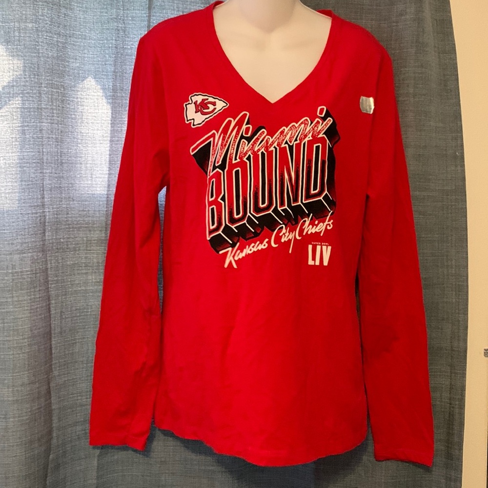 Ladies Size Large Kansas City Chiefs long sleeve Shirt NFL